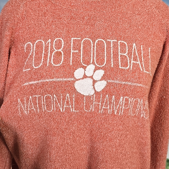 PRESSBOX | CLEMSON TIGERS TEXTURED KNIT TERRY CREW NECK PULLOVER SWEATER - Picture 13 of 16